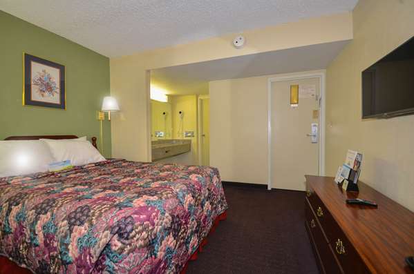  - Days Inn South Tulsa