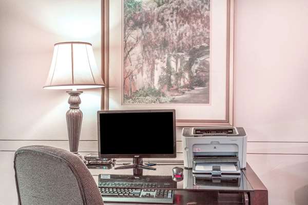 Conference Area - Ramada Inn Luling