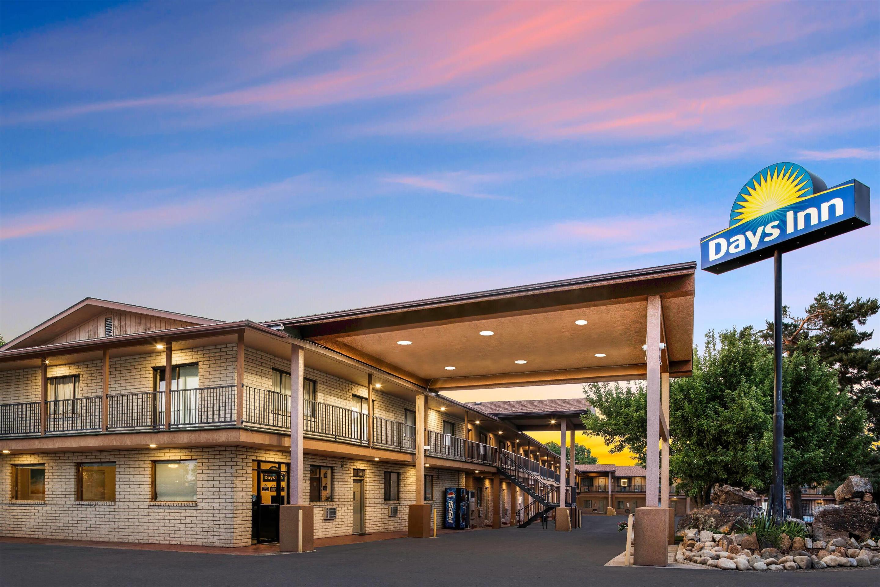 Exterior | Days Inn by Wyndham Cortez