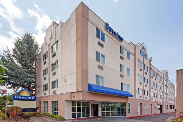 Exterior view - Days Inn Airport SeaTac