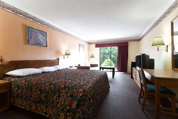  - Days Inn South Raleigh