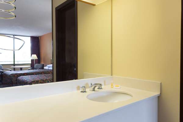  - Days Inn South Raleigh