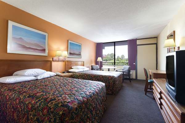  - Days Inn South Raleigh
