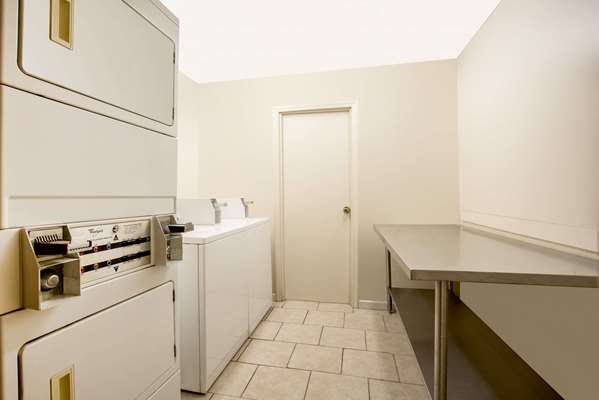  - Days Inn Forsyth - I-75, Exit 187