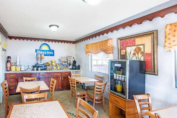  - Days Inn Opelika - I-85, Exit 62