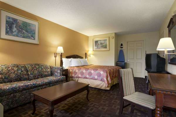  - Days Inn East Nashville - I-40, Exit 219