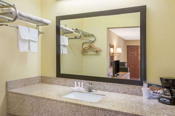  - Days Inn Childersburg