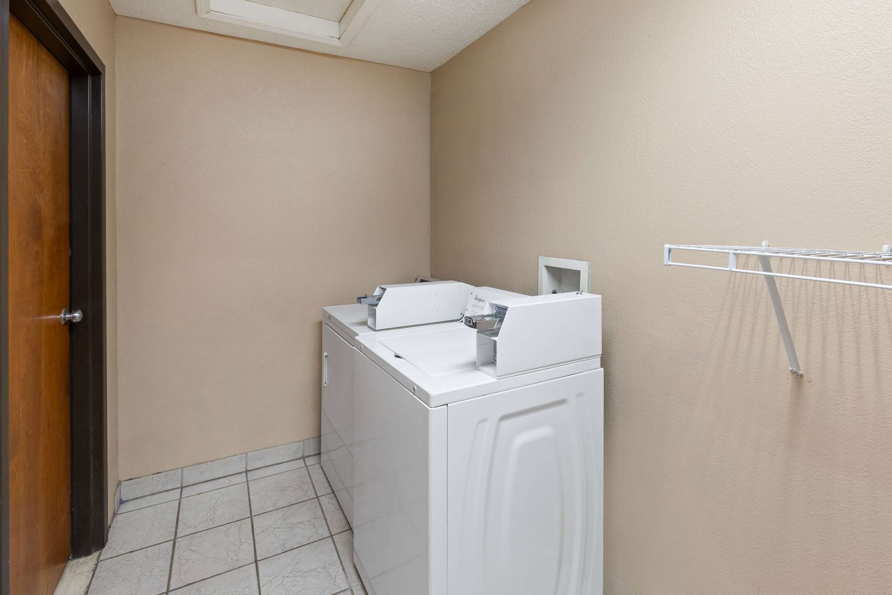 Property amenity | Days Inn by Wyndham Glasgow