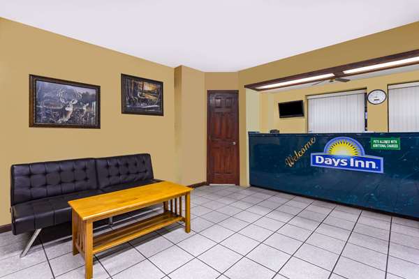  - Days Inn Byron - I-75, Exit 149