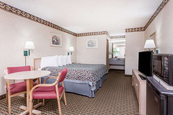  - Days Inn Byron - I-75, Exit 149