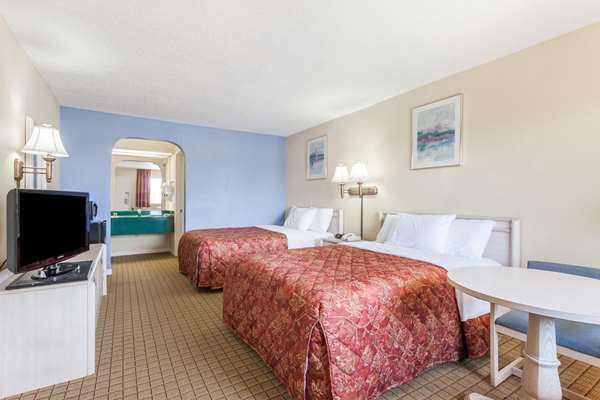  - Days Inn Clinton - I-20, Exit 36