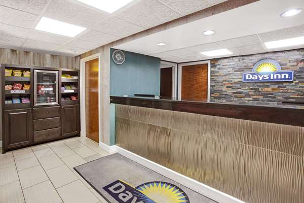 - Days Inn Acworth - I-75, Exit 277