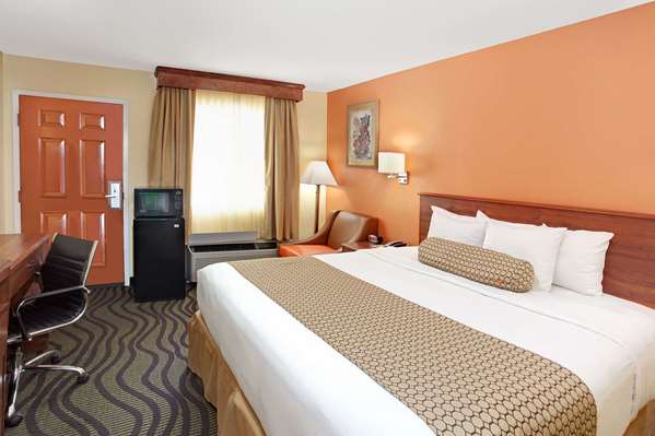  - Days Inn Acworth - I-75, Exit 277