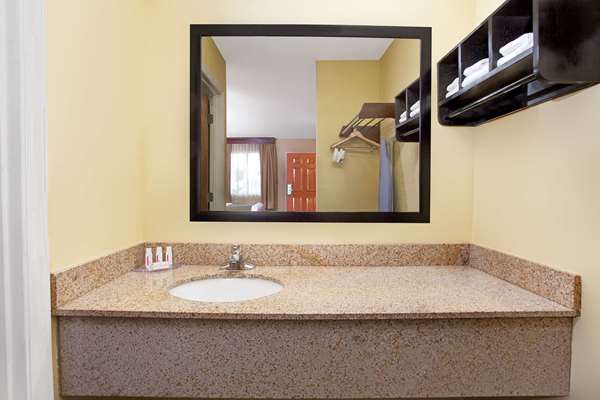  - Days Inn Acworth - I-75, Exit 277