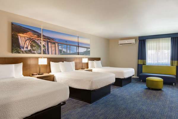  - Days Inn Disneyland at the Park Anaheim - I-5, Exit 110