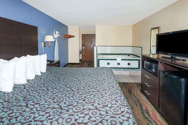  - Days Inn South Springfield - I-55, Exit 90