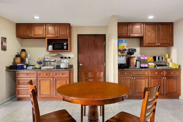 Restaurant - Days Inn Orange Park - I-295, Exit 10