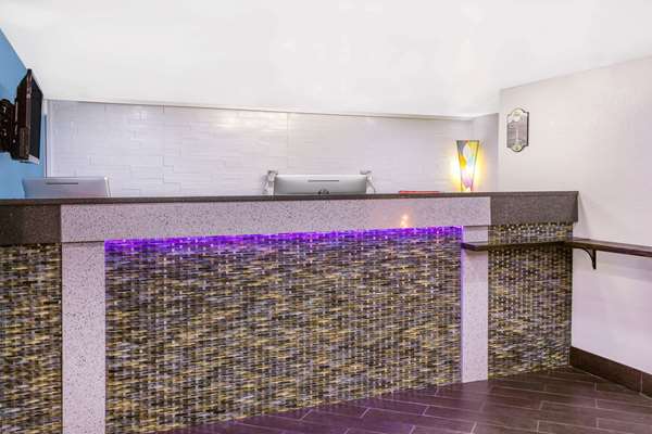  - Super 8 Motel Prattville - I-65, Exit 181