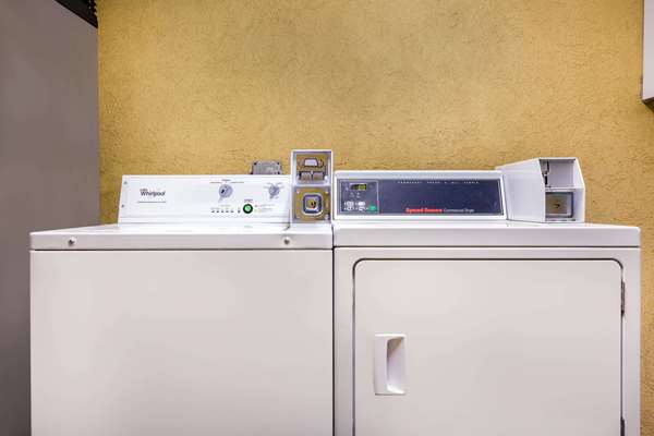 Amenities - Super 8 Motel Prattville - I-65, Exit 181