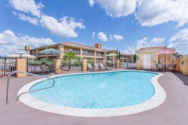 Pool - Super 8 Motel Prattville - I-65, Exit 181