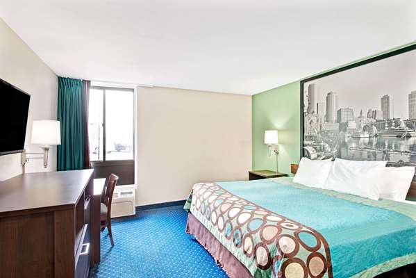  - Super 8 Hotel Brockton