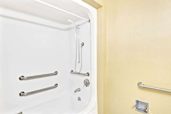  - Super 8 Hotel Brockton