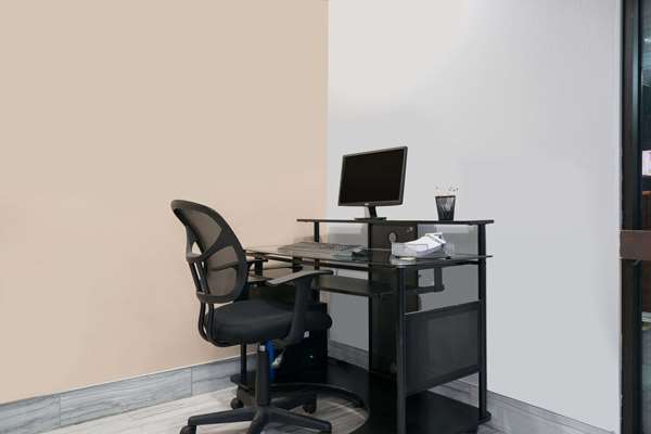 Conference Area - Super 8 Hotel Rochester