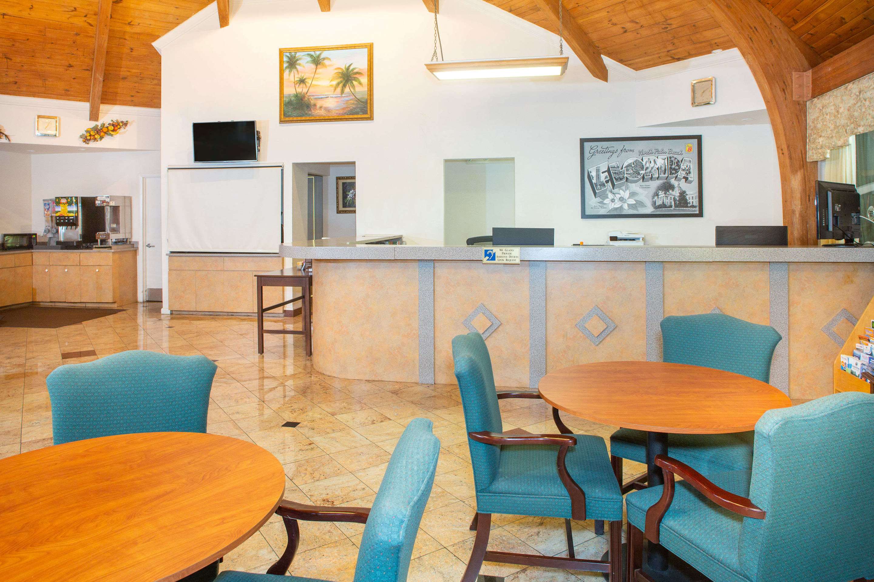 Lobby | Super 8 by Wyndham North Palm Beach