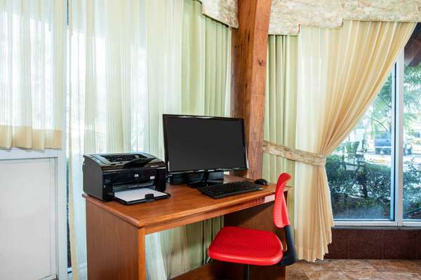 Conference Area - Super 8 Motel North Palm Beach