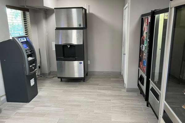  - Days Inn East Cincinnati