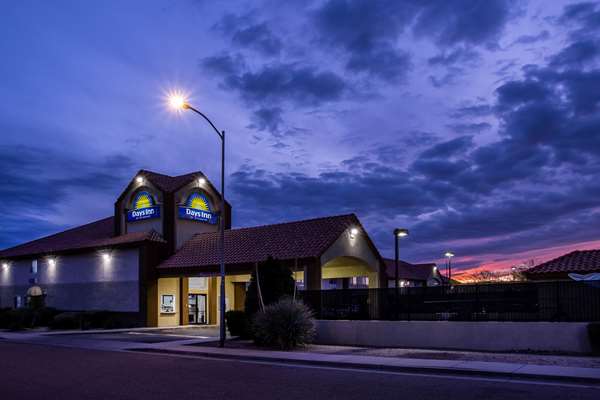 Exterior view - Days Inn Phoenix North - I-17, Exit 215