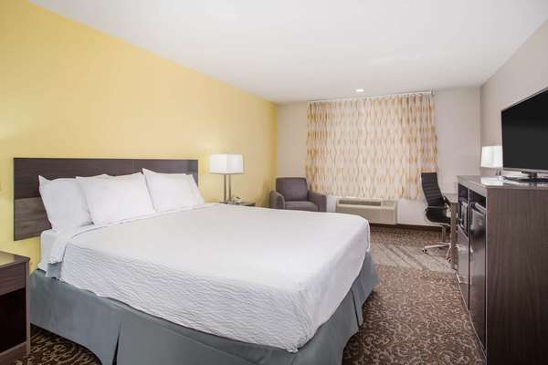  - Days Inn Phoenix North - I-17, Exit 215
