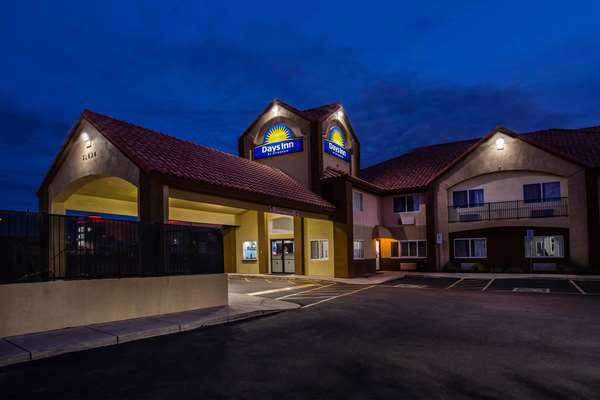 Exterior view - Days Inn Phoenix North - I-17, Exit 215