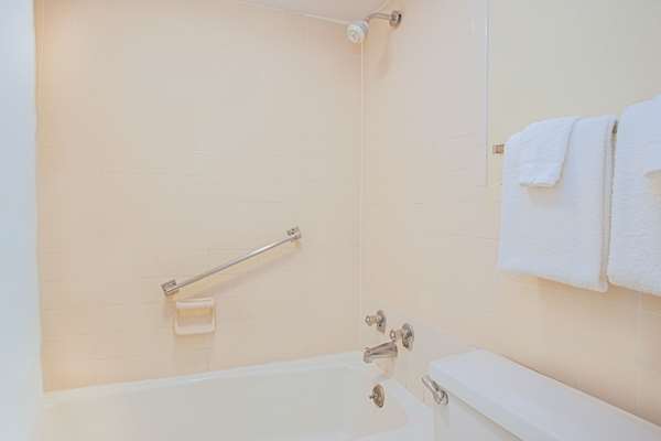  - Days Inn Parkway Bristol