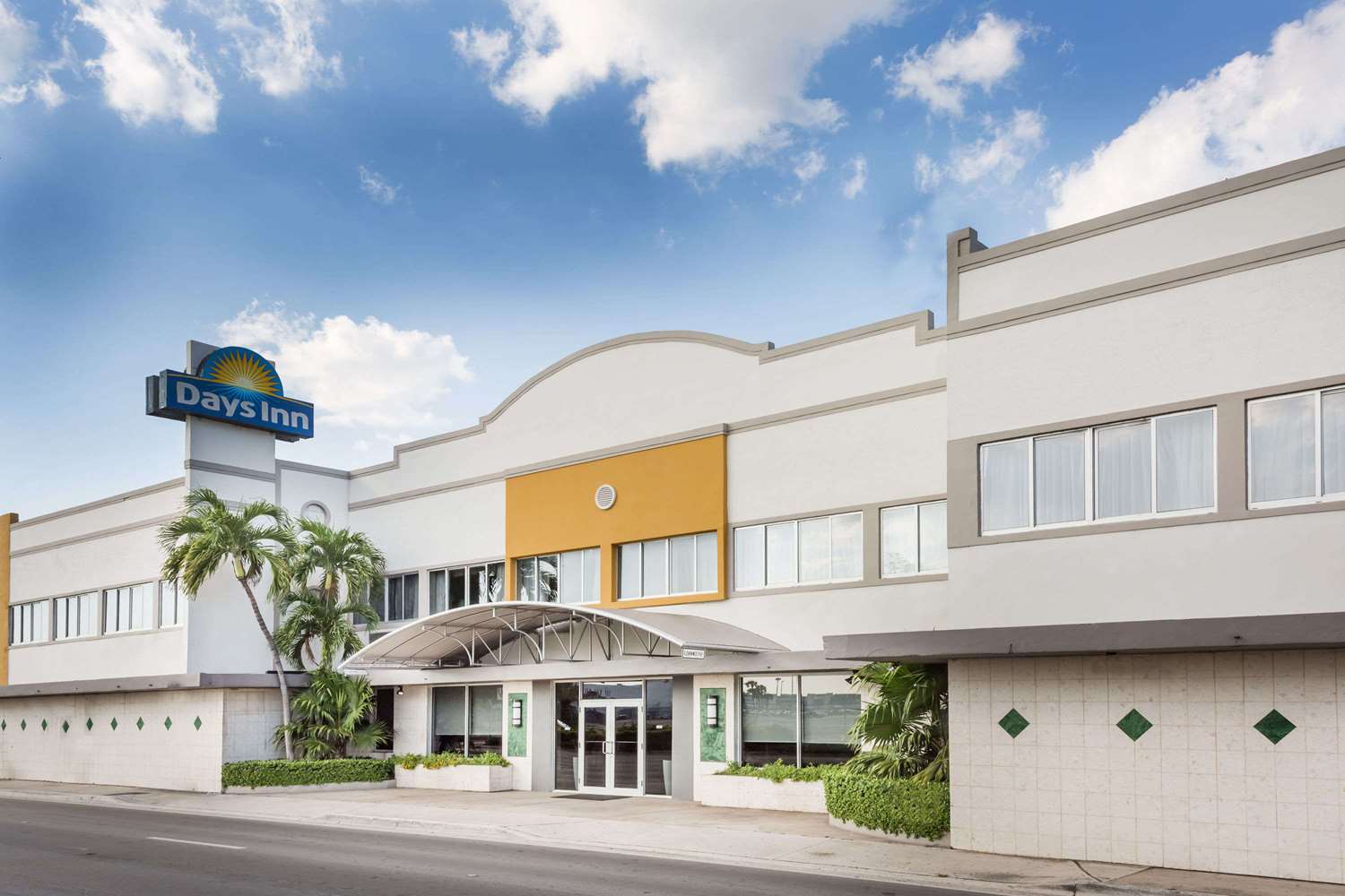 Days Inn Miami Airport North Miami Springs Fl See Discounts