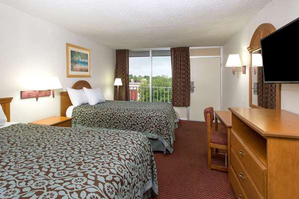  - Days Inn South Airport Fort Myers