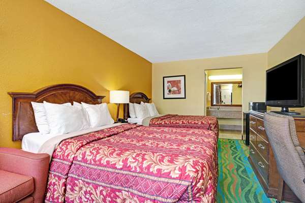  - Days Inn Military Circle Norfolk - I-264, Exit 13