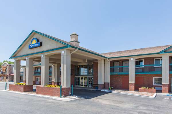 Exterior view - Days Inn Hays - I-70, Exit 159