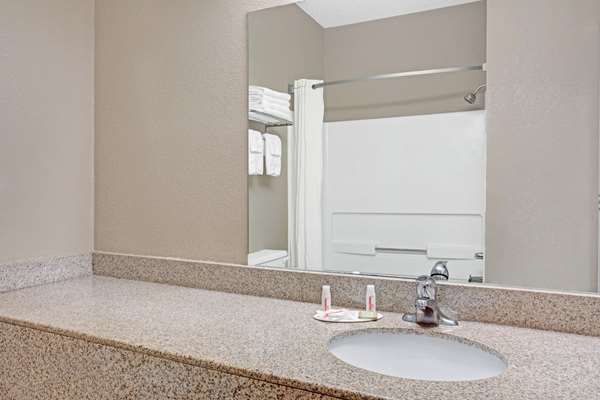  - Super 8 Hotel Hernando - I-55, Exit 280