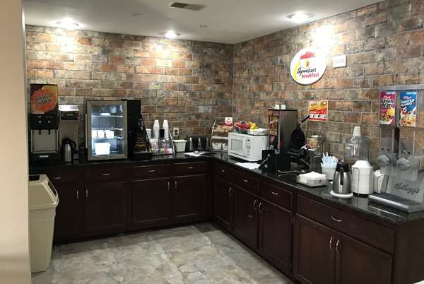  - Super 8 Hotel Hernando - I-55, Exit 280