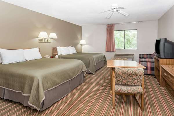 Suite - Travelodge Longmont - I-25, Exit 240