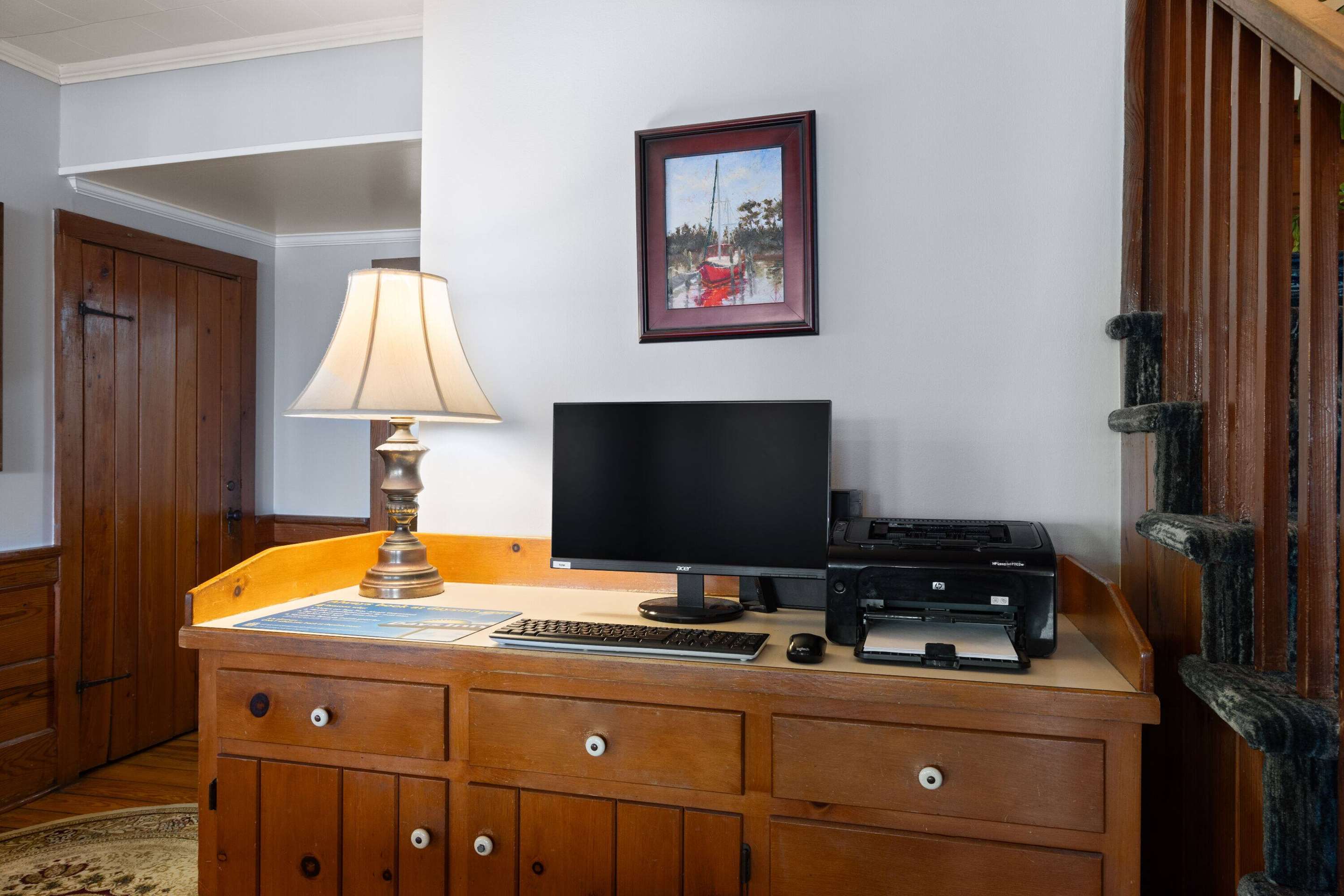 Business Center | Days Inn by Wyndham Kill Devil Hills Oceanfront - Wilbur