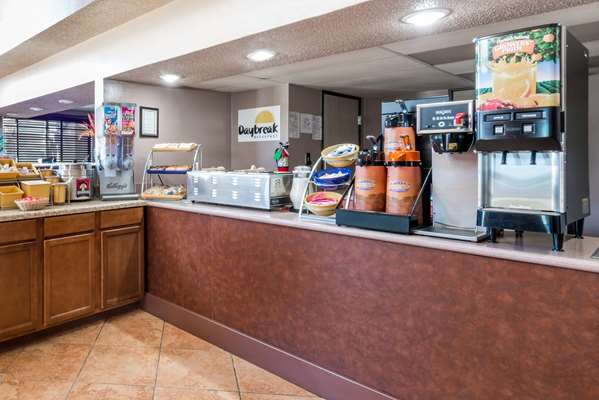  - Days Inn Medical Center Amarillo - I-40, Exit 65