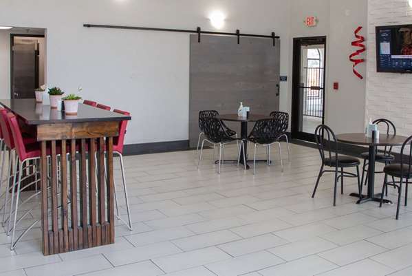  - Days Inn Medical Center Amarillo - I-40, Exit 65