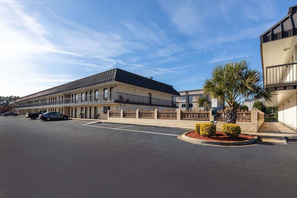 Days Inn Florence/I-95 North