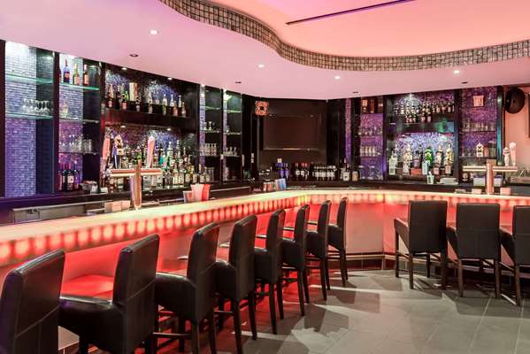 Restaurant - Days Inn Hicksville