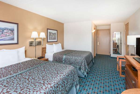  - Days Inn Kirksville