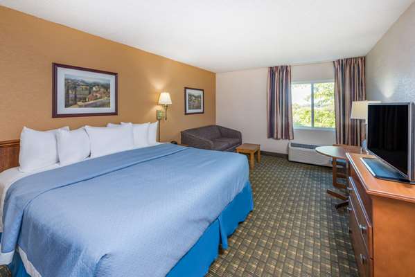  - Days Inn Kirksville