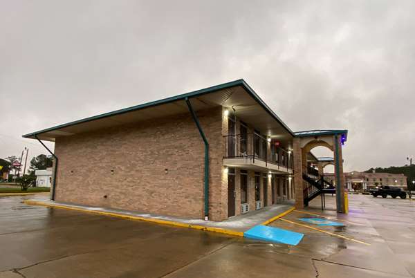 Exterior view - Days Inn Forest - I-20, Exit 88