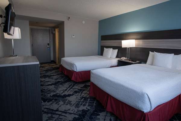  - Days Hotel Conference Center East Brunswick - I-95, Exit 9